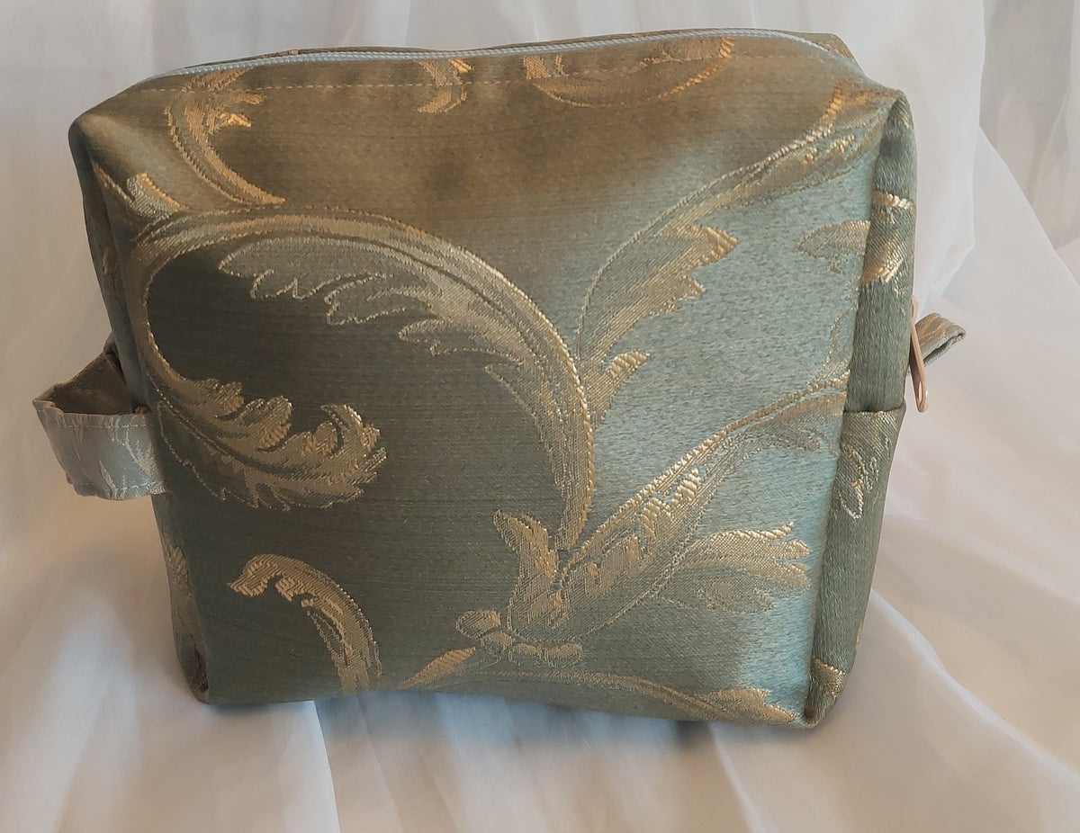 Makeup bag