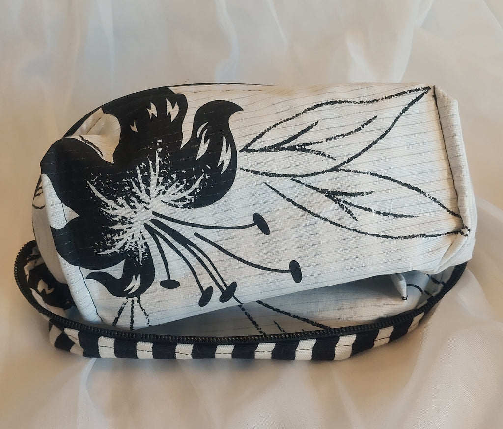 Makeup bag