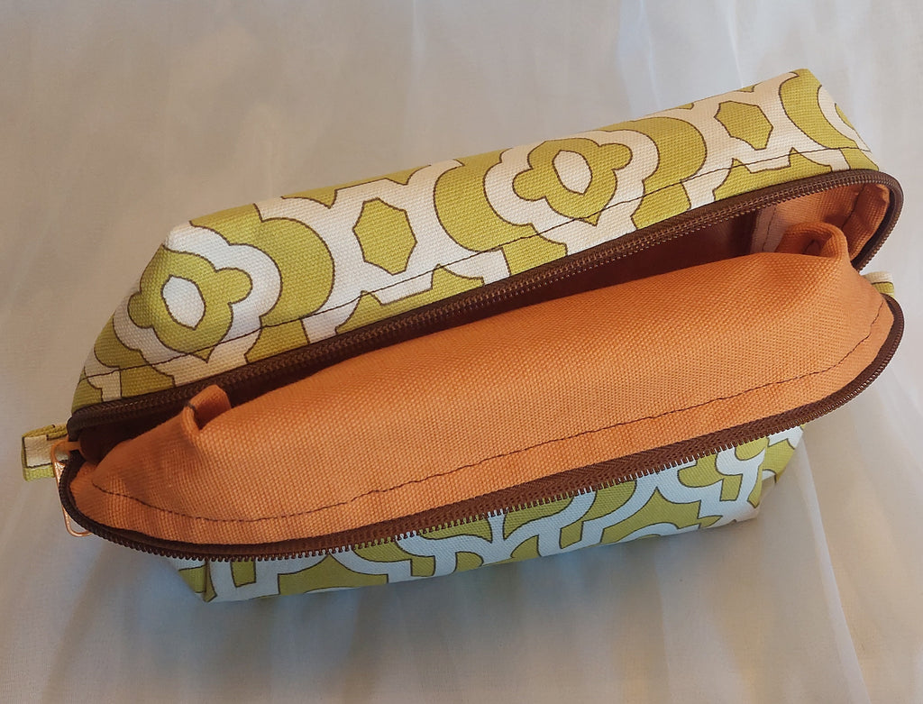 Makeup bag