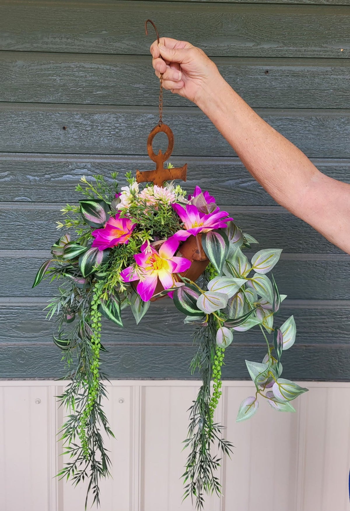 Tropical wreath or anchor hanger